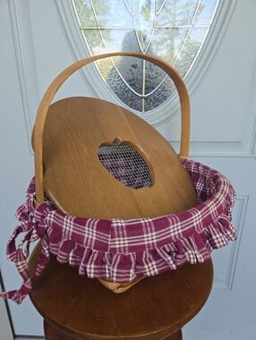 American Traditions Handwoven Basket